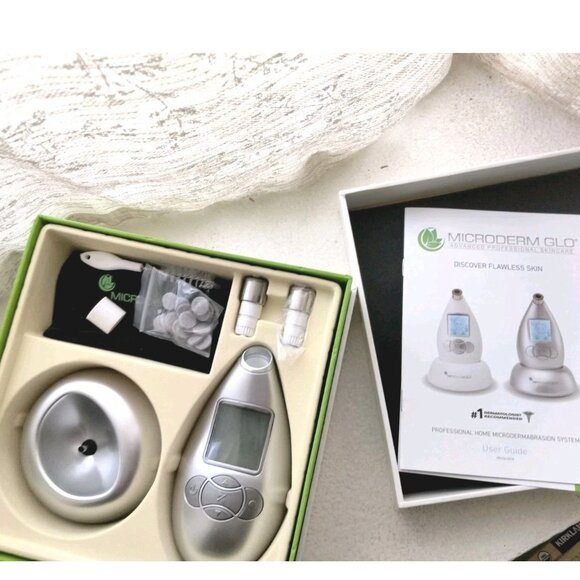 Microderm GLO Diamond Microdermabrasion Machine Kit New In Box - Picture 1 of 4